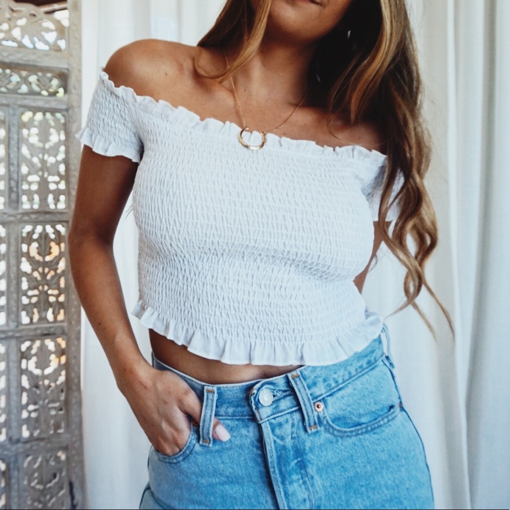 •LAST ONE//Santa Rosa Ruffled Off The Shoulder• - Picture 3 of 8